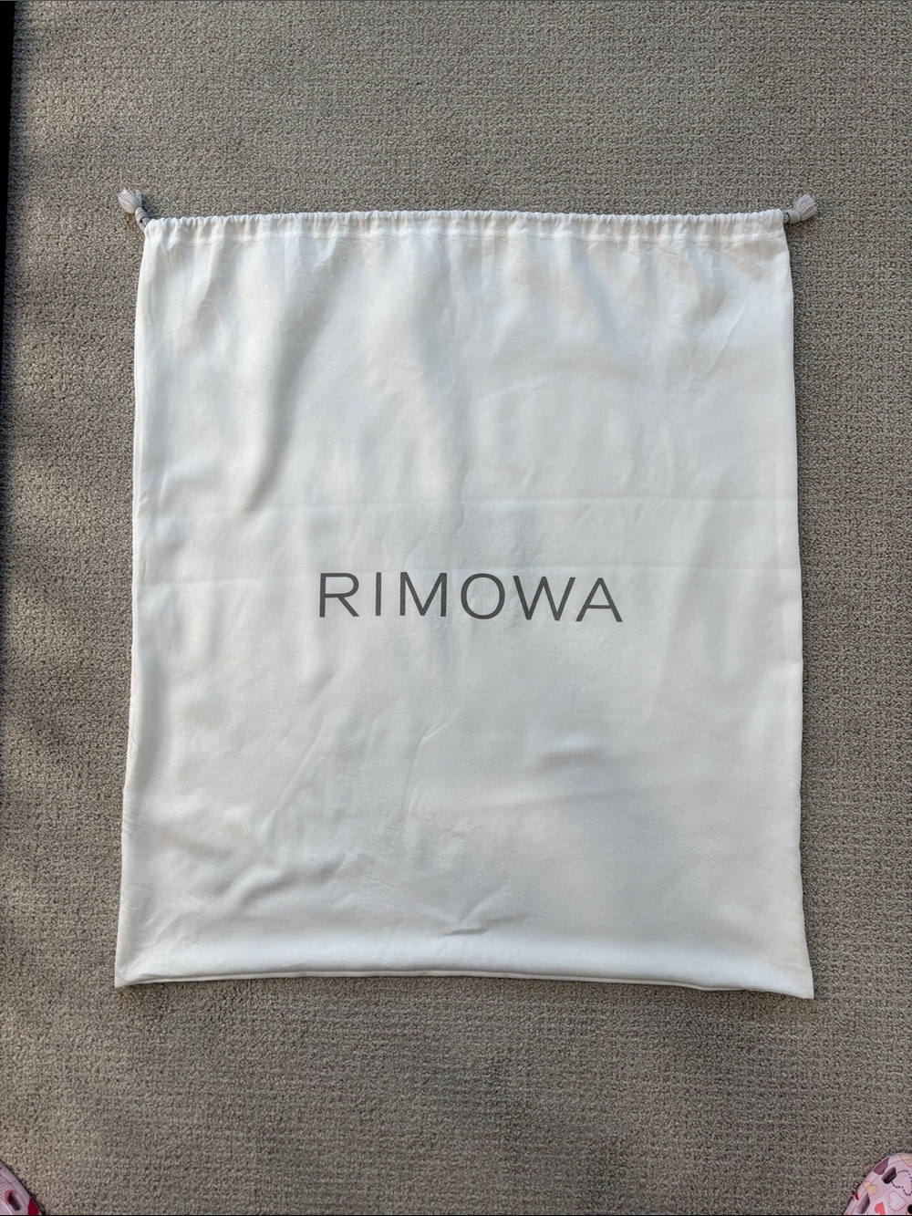 RIMOWA Carry On White Dust Bag with Drawstring